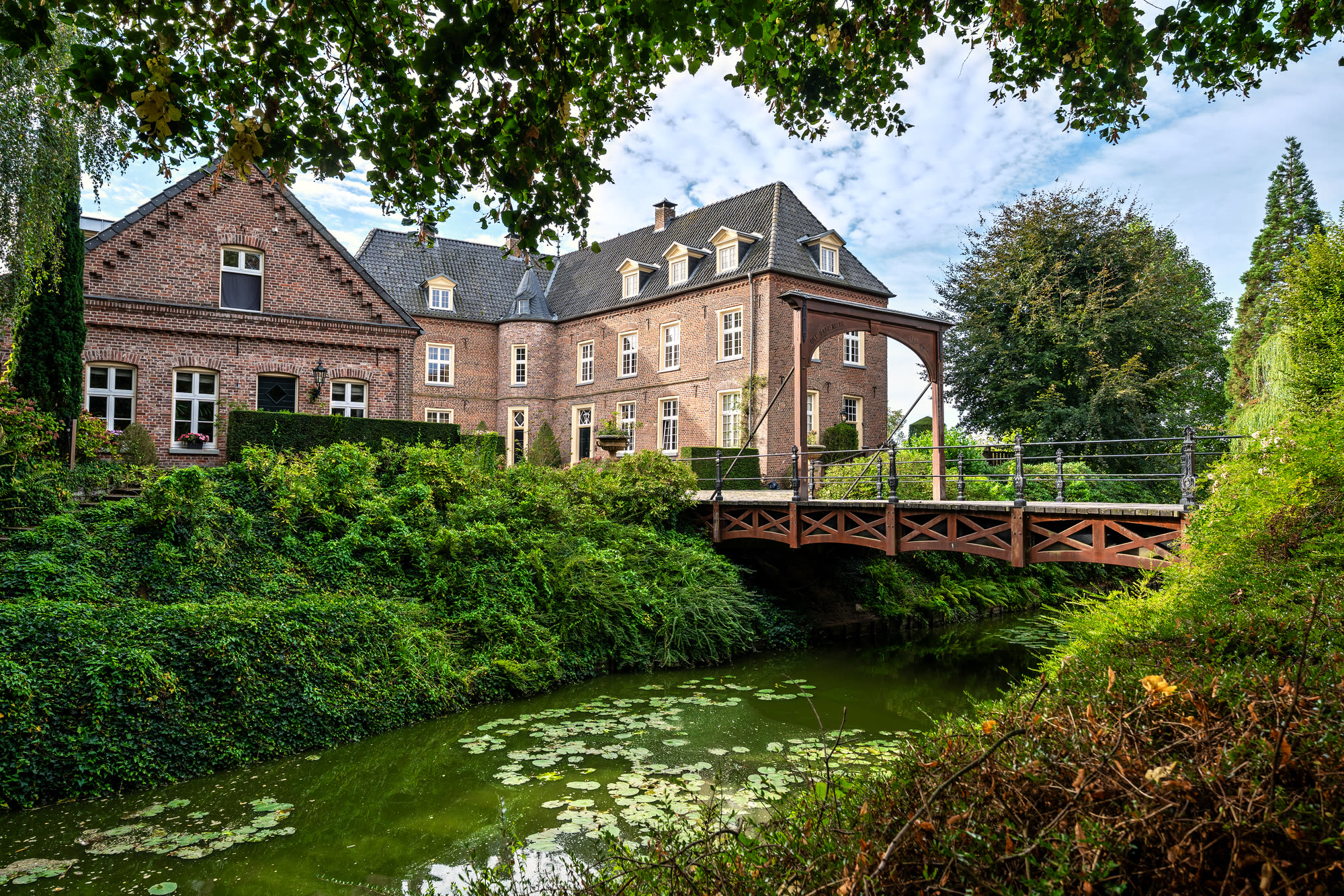 Haus Hardenberg: ein Anwesen in einem Drehtag 4