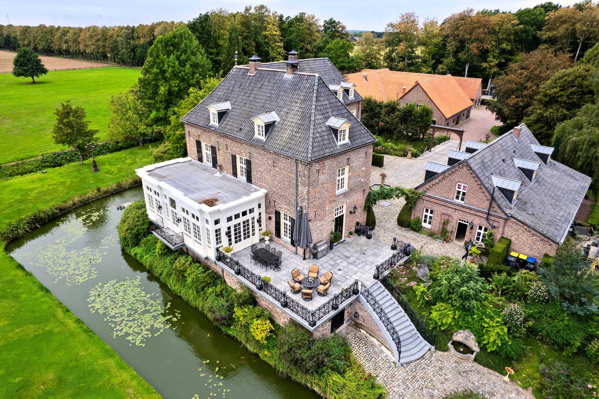 Haus Hardenberg: ein Anwesen in einem Drehtag